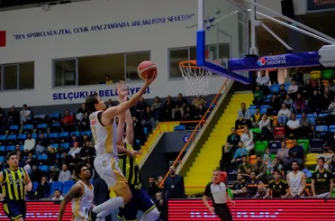 Konya Büyükşehir Basketbolda Yarı Finalde