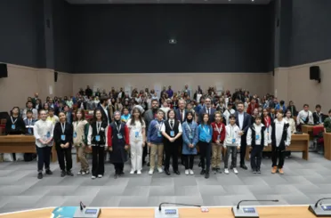 Konya Büyükşehir Çocuk Meclisi’nin Yeni Başkanı 6. Sınıf Öğrencisi Talut Kerem Cengiz