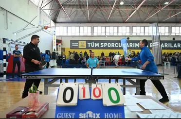 Konya Büyükşehir “Dünya Ruh Sağlığı Günü” Dolayısıyla Masa Tenisi Turnuvası Düzenledi