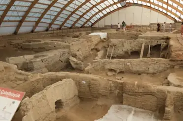 Konya’da 9 Bin Yıllık Tarihe Yolculuk: Çatalhöyük’ü Gezdik