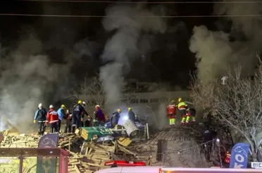 Konya'da çöken bina ile ilgili 4 şüpheli gözaltına alındı