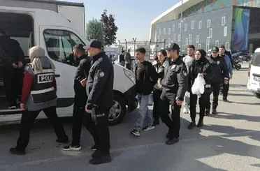 Konya’da Narkotik Operasyonu: 500’e Yakın Şüpheli Gözaltında
