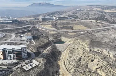 Konya'da Taşkınlara Karşı Önemli Adım! NEÜ Kampüsü İçindeki Gölet Tamamlandı!