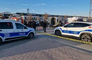 Konya’da TIR ile Polis Aracı Çarpıştı: 1 Polis Şehit, 2 Polis Ağır Yaralı!