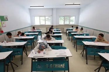 Konya’da “Umre Ödüllü Siyer Bilgi Yarışması”nda Final Heyecanı