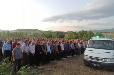 Kum ocağındaki gölette boğulan çocuklar toprağa verildi