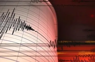 Marmara ve Akdeniz peş peşe olan depremler korkuttu 