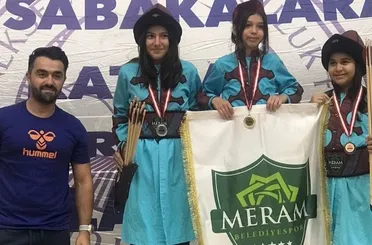 Meram Belediyespor’un Minik Okçularından 10 Madalya Birden