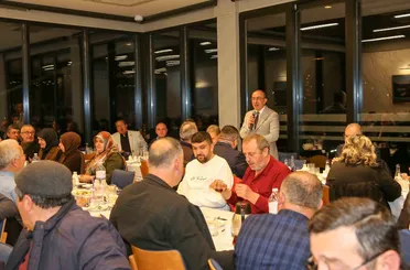 Meram’da Ramazan Buluşması! Başkan Kavuş Muhtarlarla Aynı Sofrada!