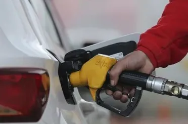 Motorine indirim geliyor! Bu gece fiyatlara yansıyacak