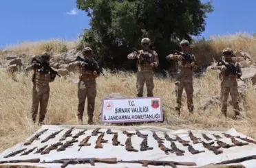 Şırnak'ta 3️6️ adet AK-47 Piyade Tüfeği ele geçirildi!