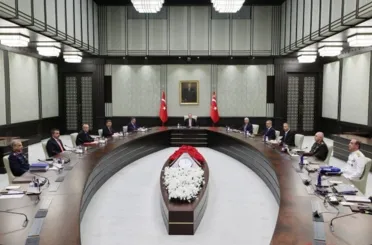 TSK'nın yeni komuta kademesi açıklanacak! YAŞ toplantısı kararları belli oldu