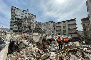 Ülkemizde yaşanan en uzun gece! asrın felaketi 6 Şubat: 105 saniyede 53 bin canımız gitti!