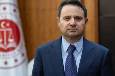 Vize Randevusu Fırsatçılarına Büyük Operasyon: 6 İlde 49 Şüpheli Yakalandı