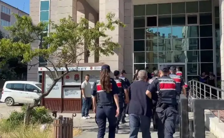 12 İlde Organize Suç Örgütlerine Büyük Operasyon: 127 Gözaltı, 74 Tutuklama