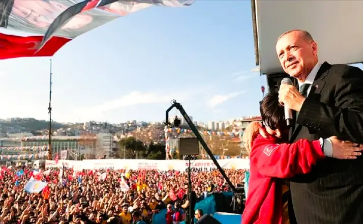 AK Parti Sahaya İniyor! 81 İlde Vatandaşı Dinleyecek!