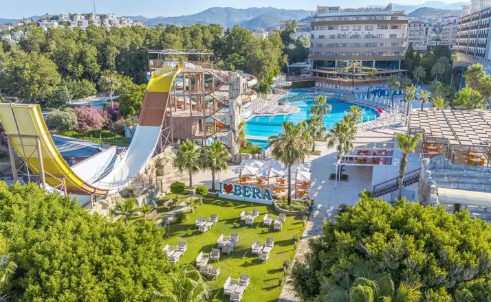 Alanya’nın Turizm Değerleri Dünyaya Taşınıyor! Kazakistanlı İçerik Üreticisi Bera Alanya’da