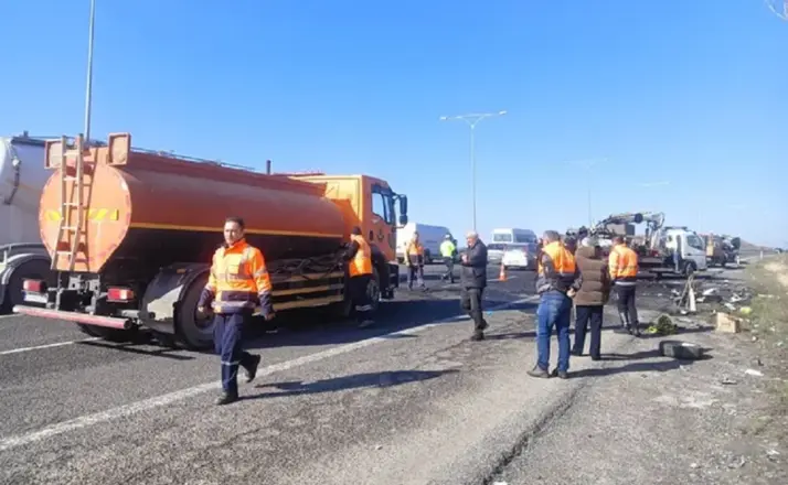 Ankara Kuzey Çevre Yolunda Feci Kaza! 5 Kişi Hayatını Kaybetti!