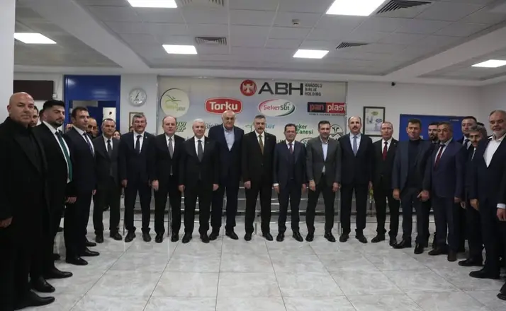 Bakan Çiftçi Çumra Şeker Fabrikasını Ziyaret etti 