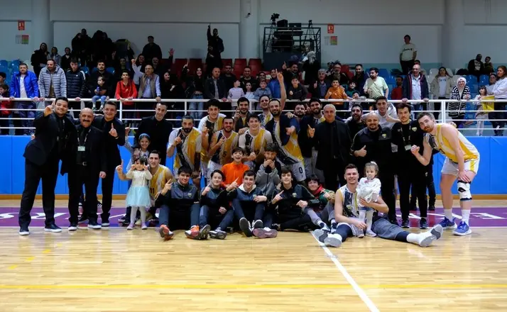 Basketbolda Konya Büyükşehir Belediyespor Fırtınası