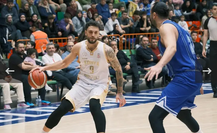 Büyükşehir Evinde Kazandı, Zirve Takibini Sürdürdü