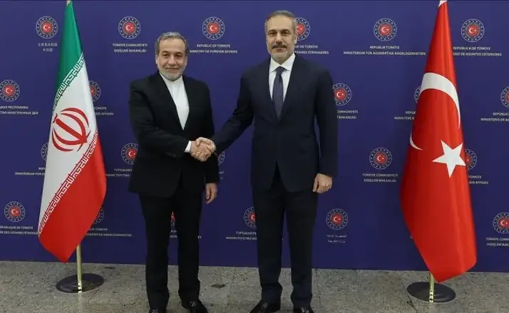 Hakan Fidan İranlı Mevkidaşı Arakçi İle Görüştü
