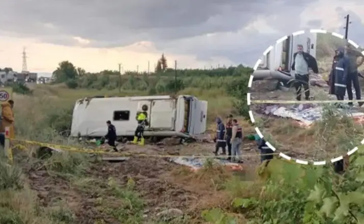 Isparta’da Feci Tur Minibüsü Kazası: 4 Kişi Hayatını Kaybetti, 26 Kişi Yaralandı