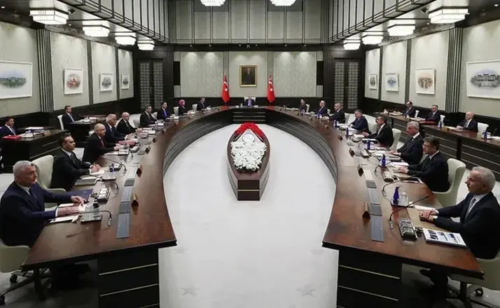 Kabine Toplanıyor: 455 Bin Yatırımcıyı İlgilendiren Fon Dosyası Masada!