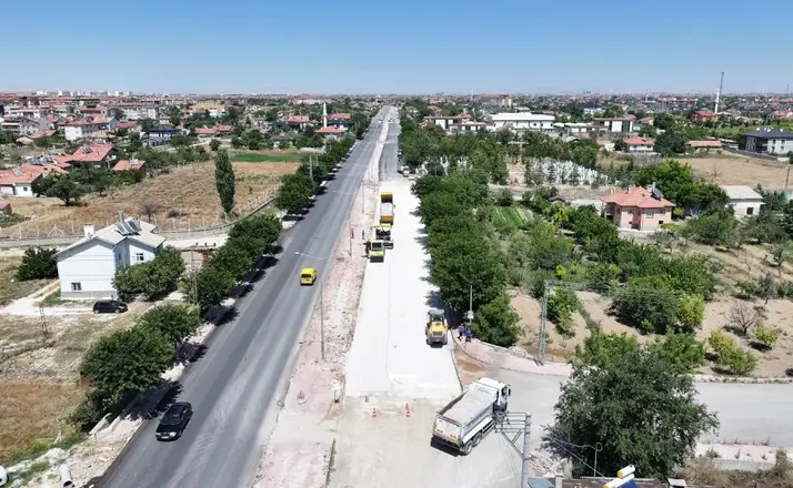 Karatay’da Kanal Caddesi Yenileniyor! Asfalt Çalışmalarında Yeni Etaba Geçildi