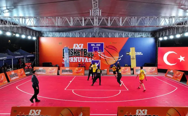 Konya’da 3x3 Basketbol Heyecanı: 32 Takım Parkede Mücadele Ediyor