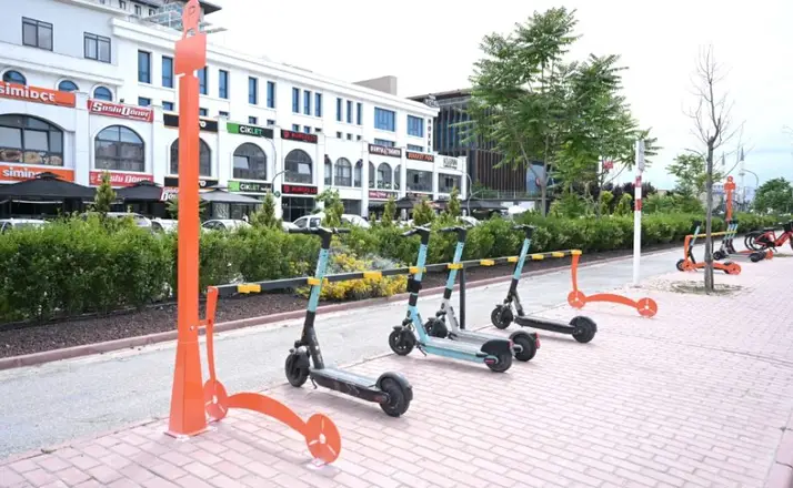 Konya’da E-Skuterler İçin Yeni Dönem: Özel Park Noktaları Hizmete Girdi