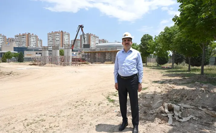 Konya’da Raylı Sistem Atağı: Yurtlar Bölgesi’ndeki Tramvay Köprüsü Çalışmaları Sürüyor