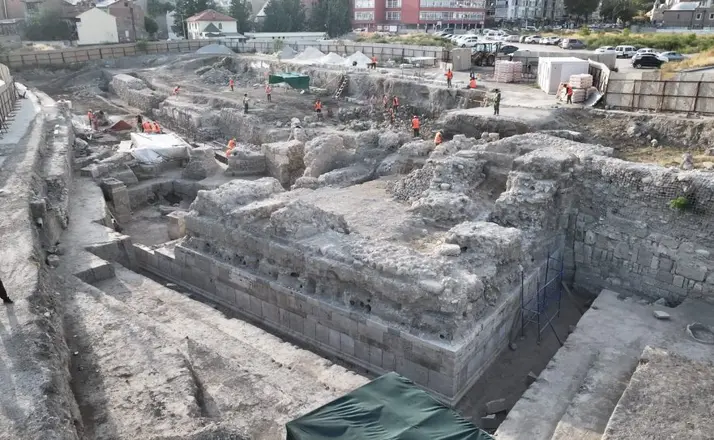 Konya’da tarihi miras için büyük çalışma: Larende Kapısı ve surlar ortaya çıkıyor