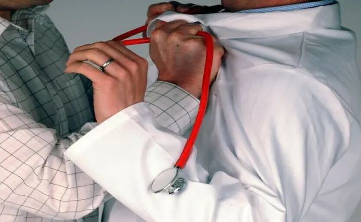 Konya'da Tıp Fakültesinde Doktor'a Şiddet 