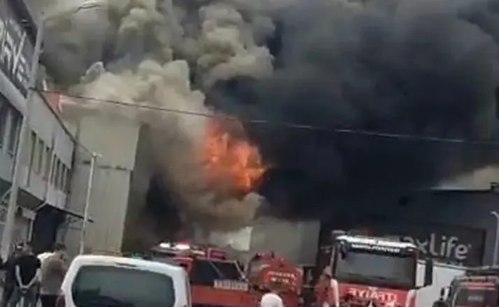 Konya’daki Fabrika Yangınında İtfaiye Eri Şehit Oldu
