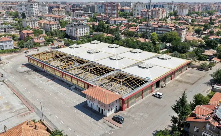 Meram'da Uzunharmanlar Salı Pazarı Yenileniyor: Modern ve Konforlu Alışveriş Alanı Geliyor