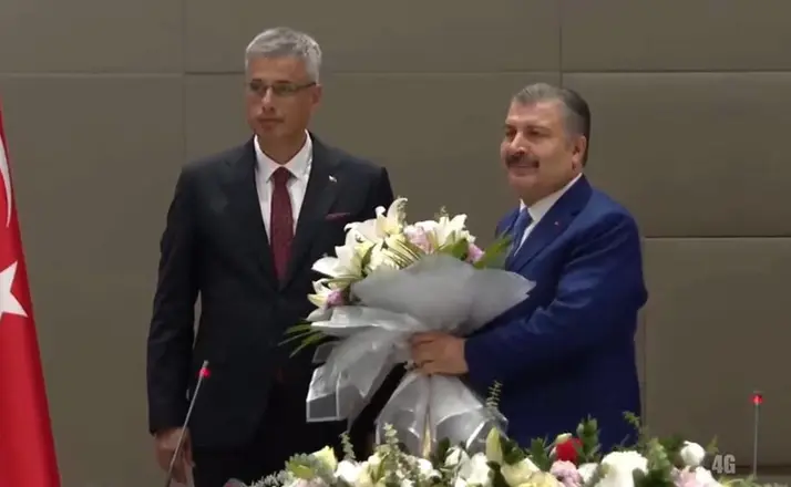 Sağlık Bakanlığında Kemal Memişoğlu görevi Fahrettin Koca'dan devraldı!