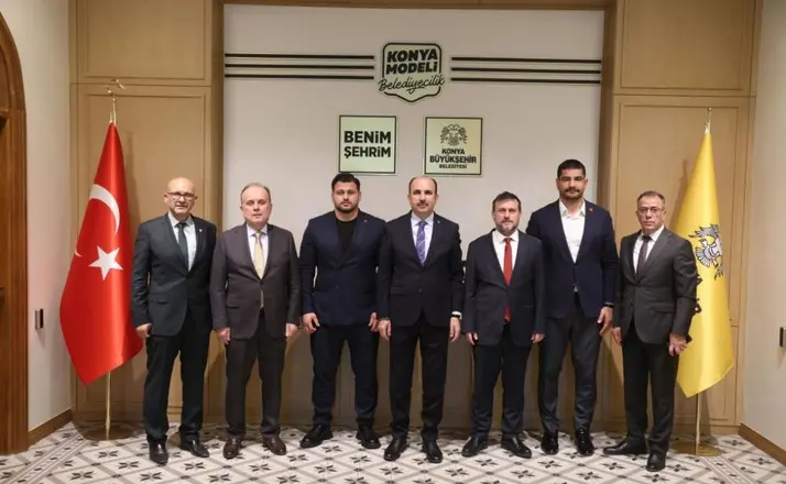 Şampiyon Sporculardan Başkan Altay’a Anlamlı Ziyaret