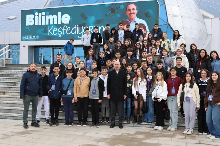 28 İlçeden 14 Bin Öğrenci Bilimle Buluşuyor