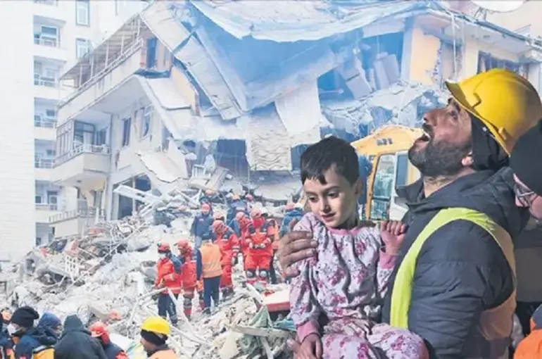 6 Şubat Felaketinin 3. Yılı: Türkiye Yaralarını Birlikte Sardı