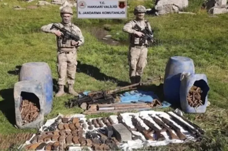 81 ilde 'Mercek-24' operasyonu! 1975 silah ele geçirildi!