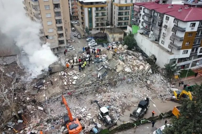 AFAD'dan son dakika açıklaması geldi! Kahramanmaraş'taki depremde ölü sayısı artıyor...