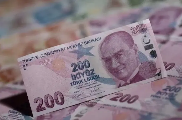 Ak Parti Harekete Geçiyor! Emekliye Zam Toplantısı İçin Nefesler Tutuldu!