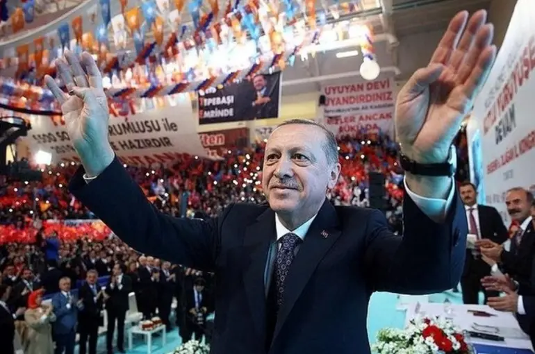 AK Parti yerel seçim için startı verdi: 81 il 922 ilçede vatandaşla buluşulacak