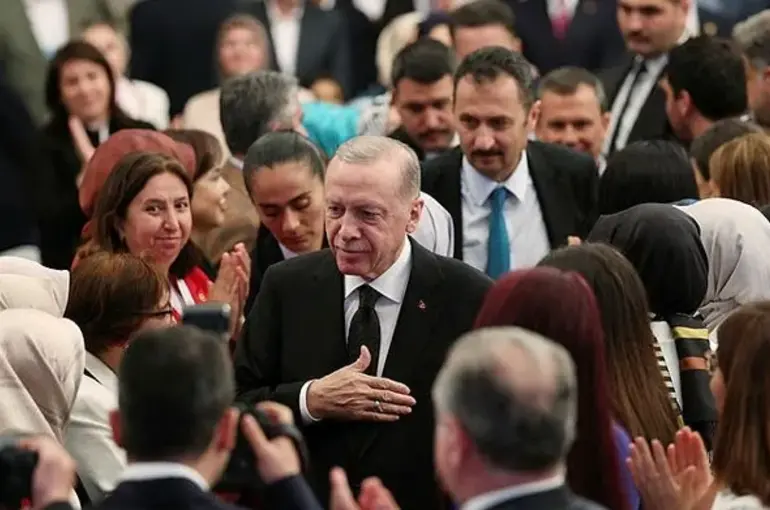 AK Parti’de 2028’in yol haritası şekilleniyor! Türkiye buluşmaları geliyor!