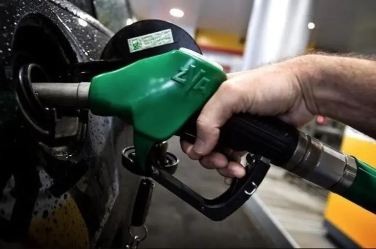 Akaryakıta yeni indirim bekleniyor! Petrol düştü: Benzin ve mazot fiyatı ne kadar olacak?