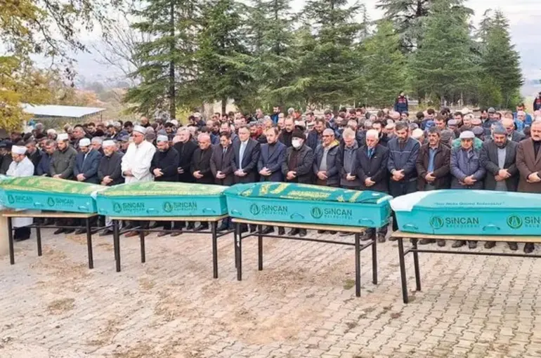 Ankara’da Gürültü Sebebiyle katliam! İkisi Çocuk Beş Kişi hayatını kaybetti