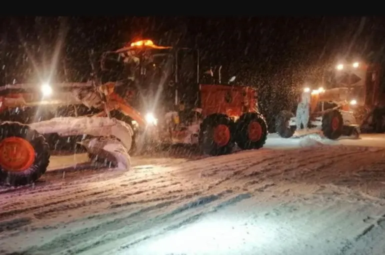 Antalya- Konya Kara Yolu tırların geçişine kapatıldı
