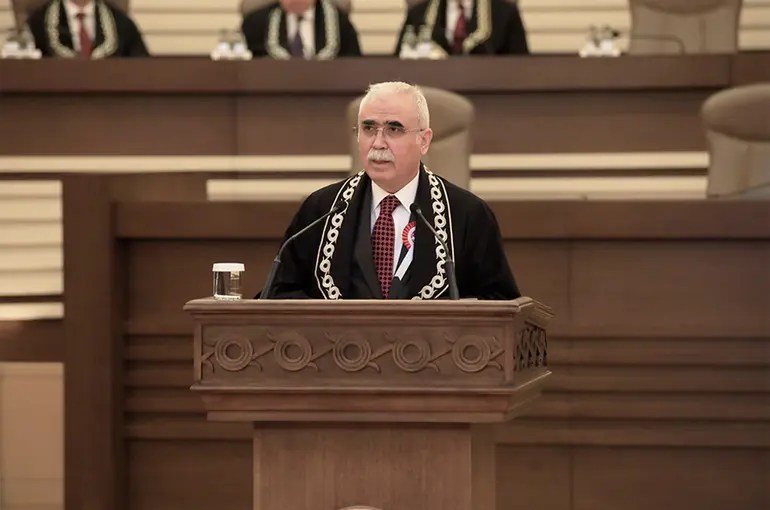 AYM Başkanı Kadir Özkaya'dan Kul Hakkı Vurgusu: Adaletin Temeli Vicdan ve Ahlaktır