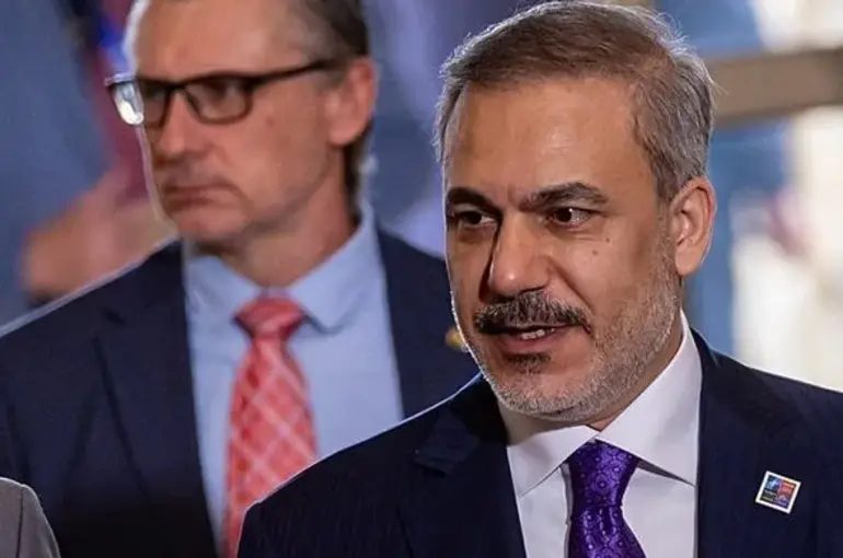 Bakan Fidan’dan NATO’ya Net Mesaj: Filistin'de İlkeli Bir Duruş Gösterin!